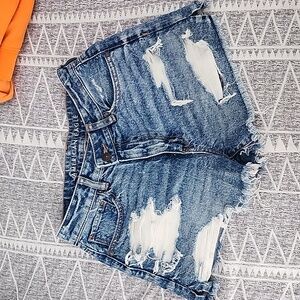 American Eagle strigid cross over shorts